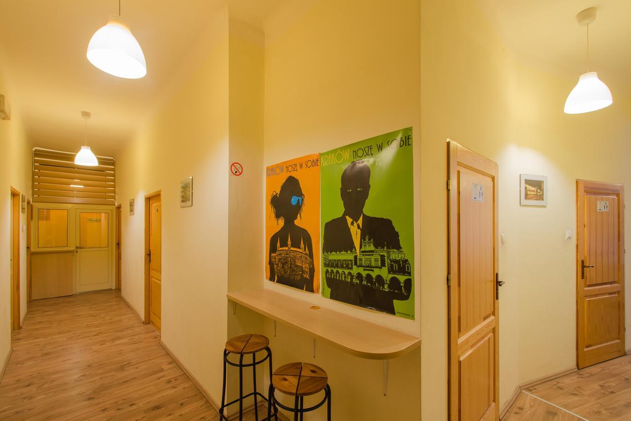 Aparthostel Fryderyk Krakow Bagian luar foto